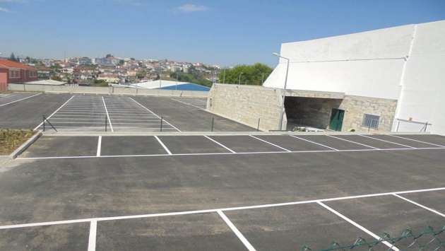 Novo parque de estacionamento em Santo Tirso