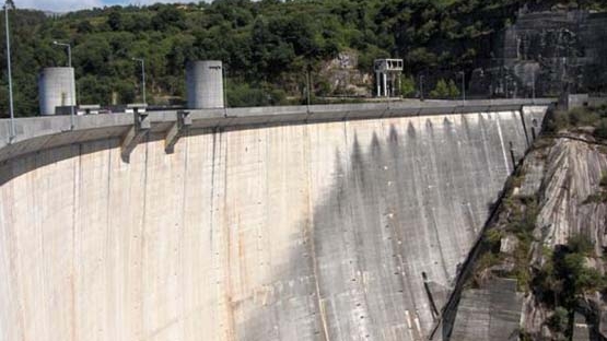 ANDAIMES DE FACHADA | Barragem Hidro-Eléctrica do Alto-Lindoso (Parque Nacional Peneda - Gerês)