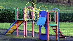 Parques infantis: brincar em segurança